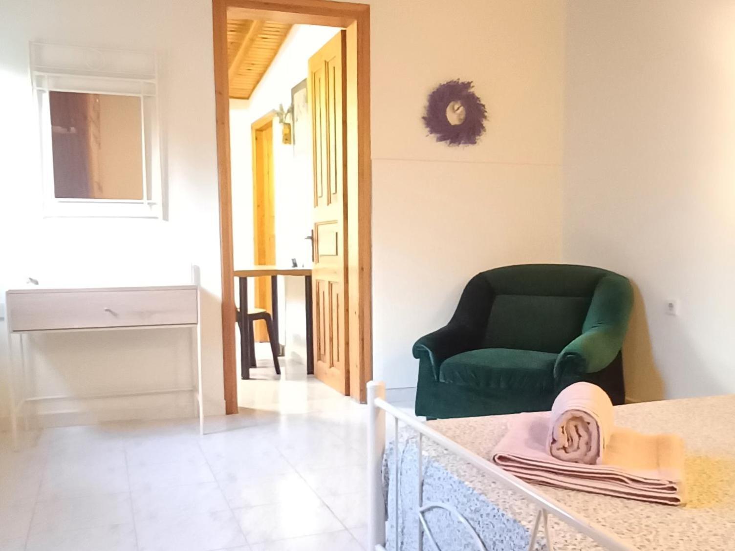 Flora Studios Corfu - Adults Only Benitses (Corfu) Exterior foto